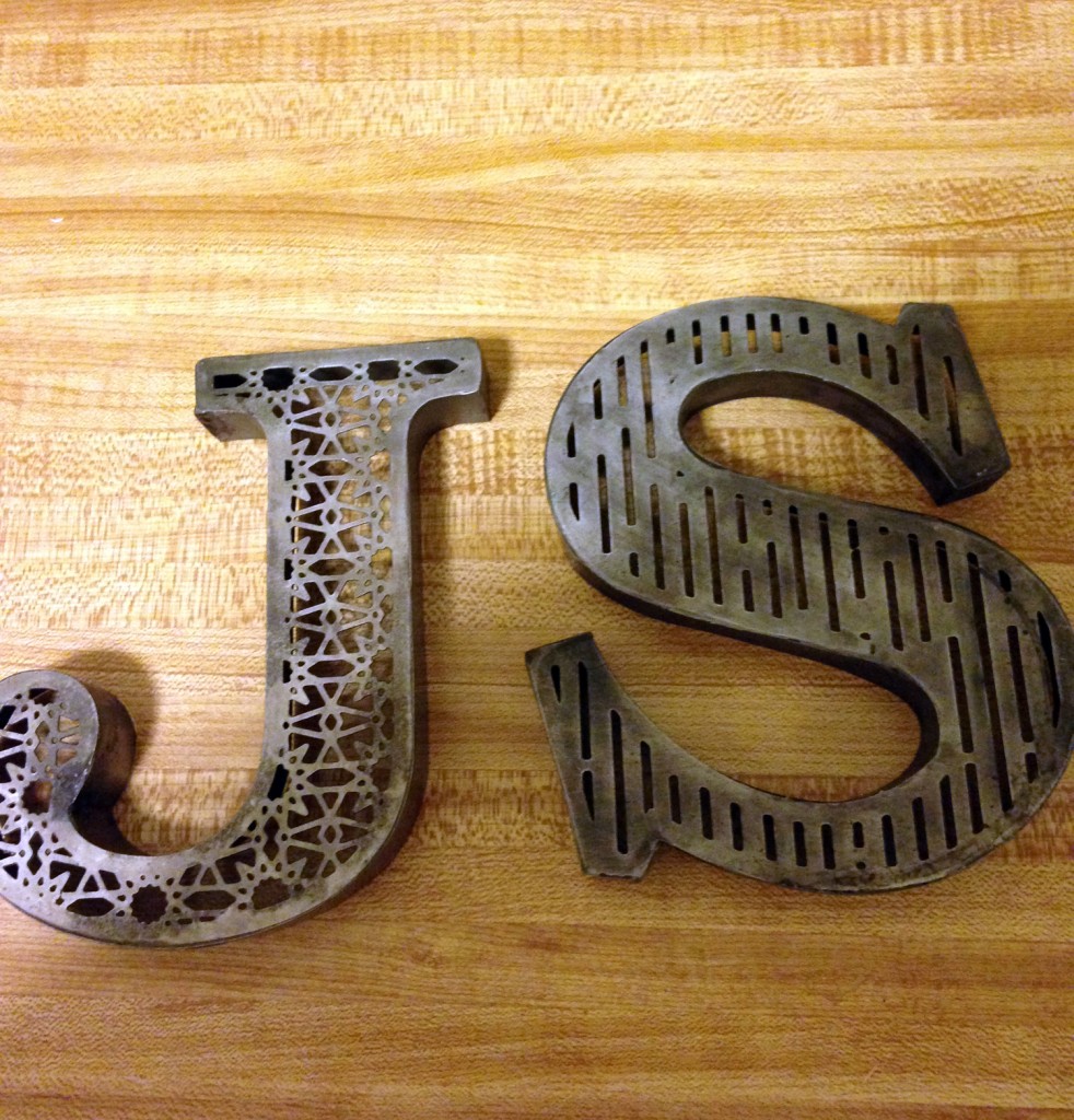 Lovely housewarming gift from lovely Meghan. :)