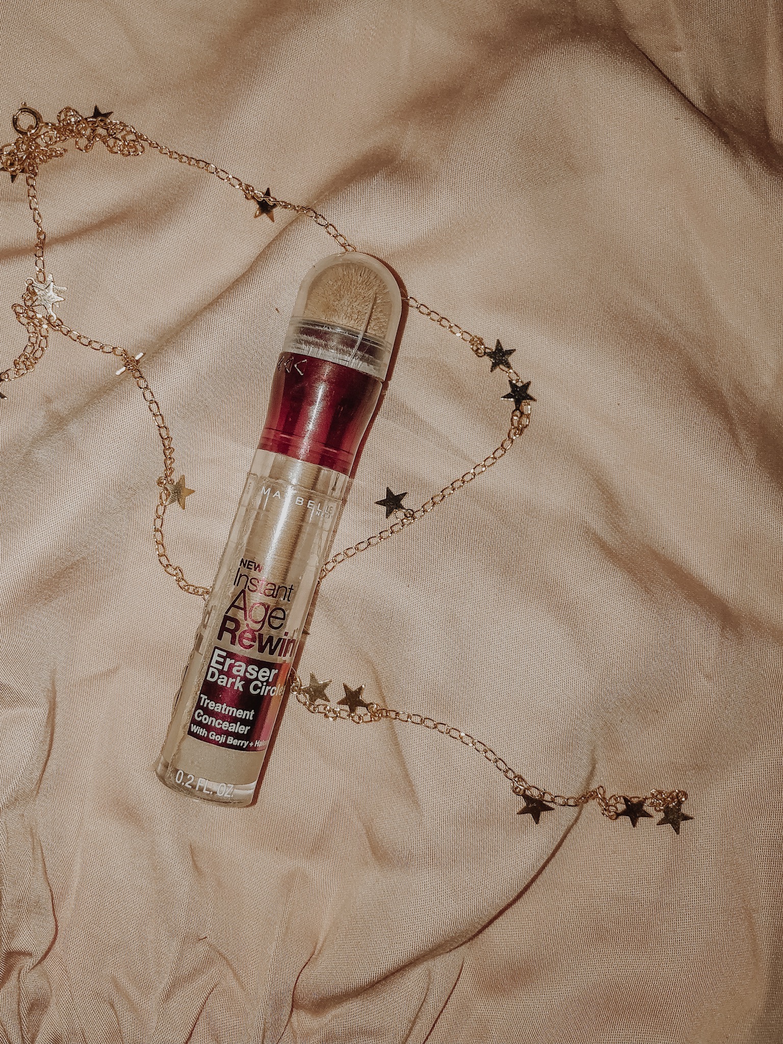 concealer-confession-maybelline-instant-age-rewind-dark-circle-eraser-concealer-review